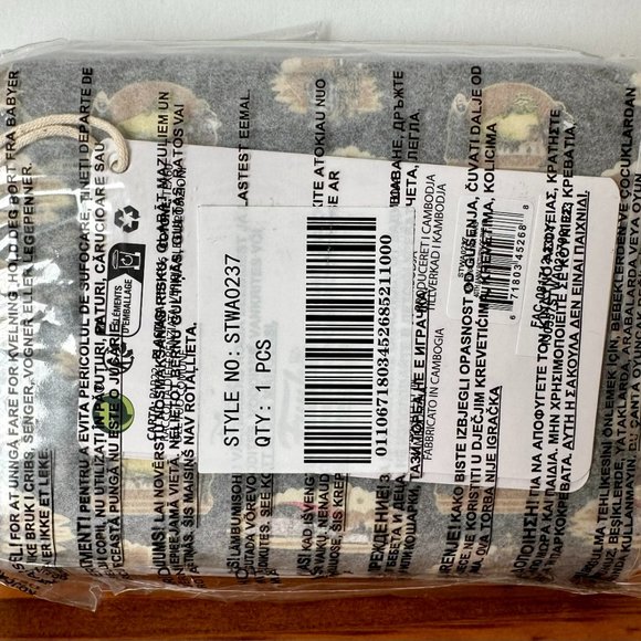 Star Wars: Return of the Jedi 40th Anniversary All Over Print Wallet - Picture 4 of 5